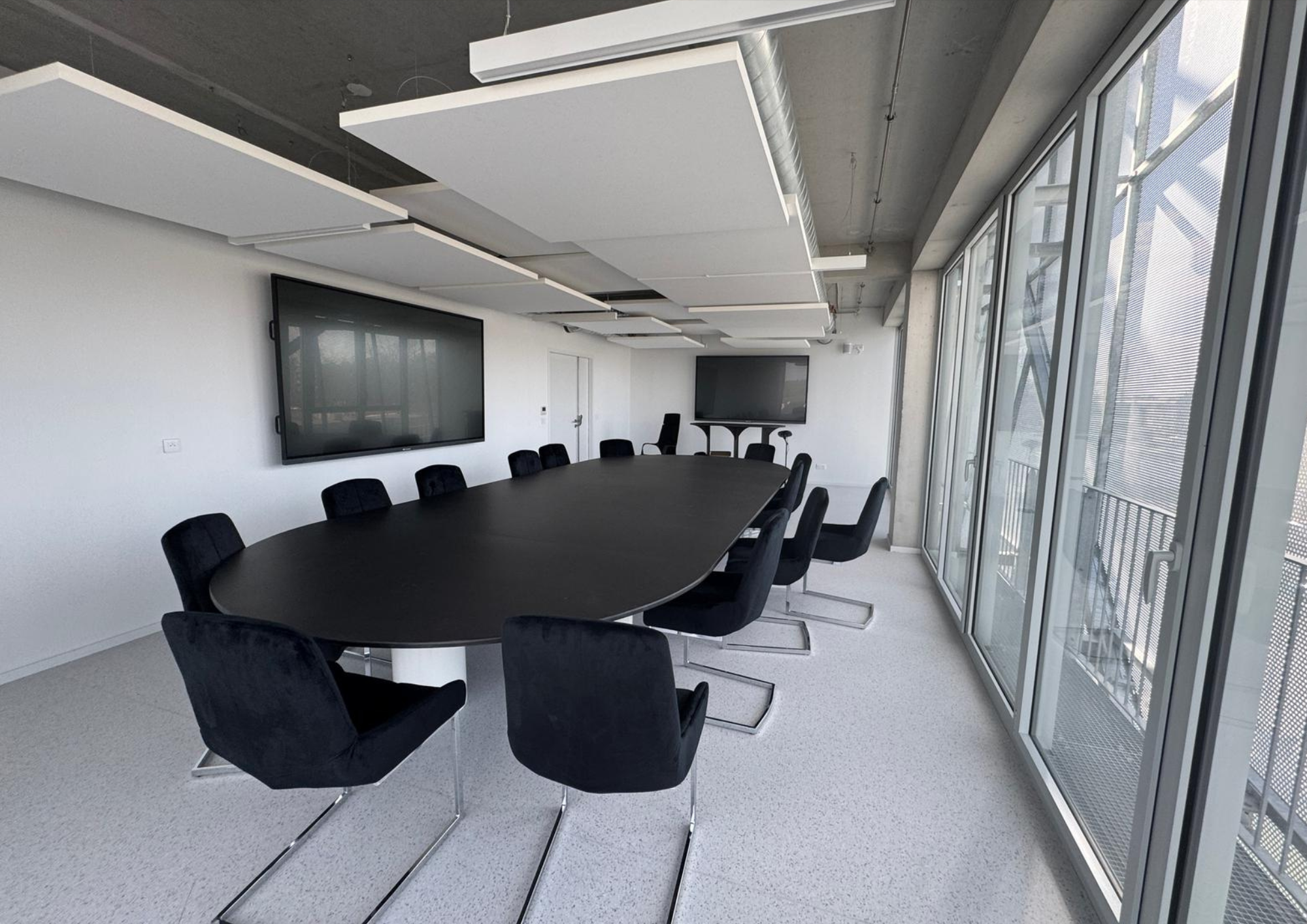 salle de réception pour réunions. 14 personnes 