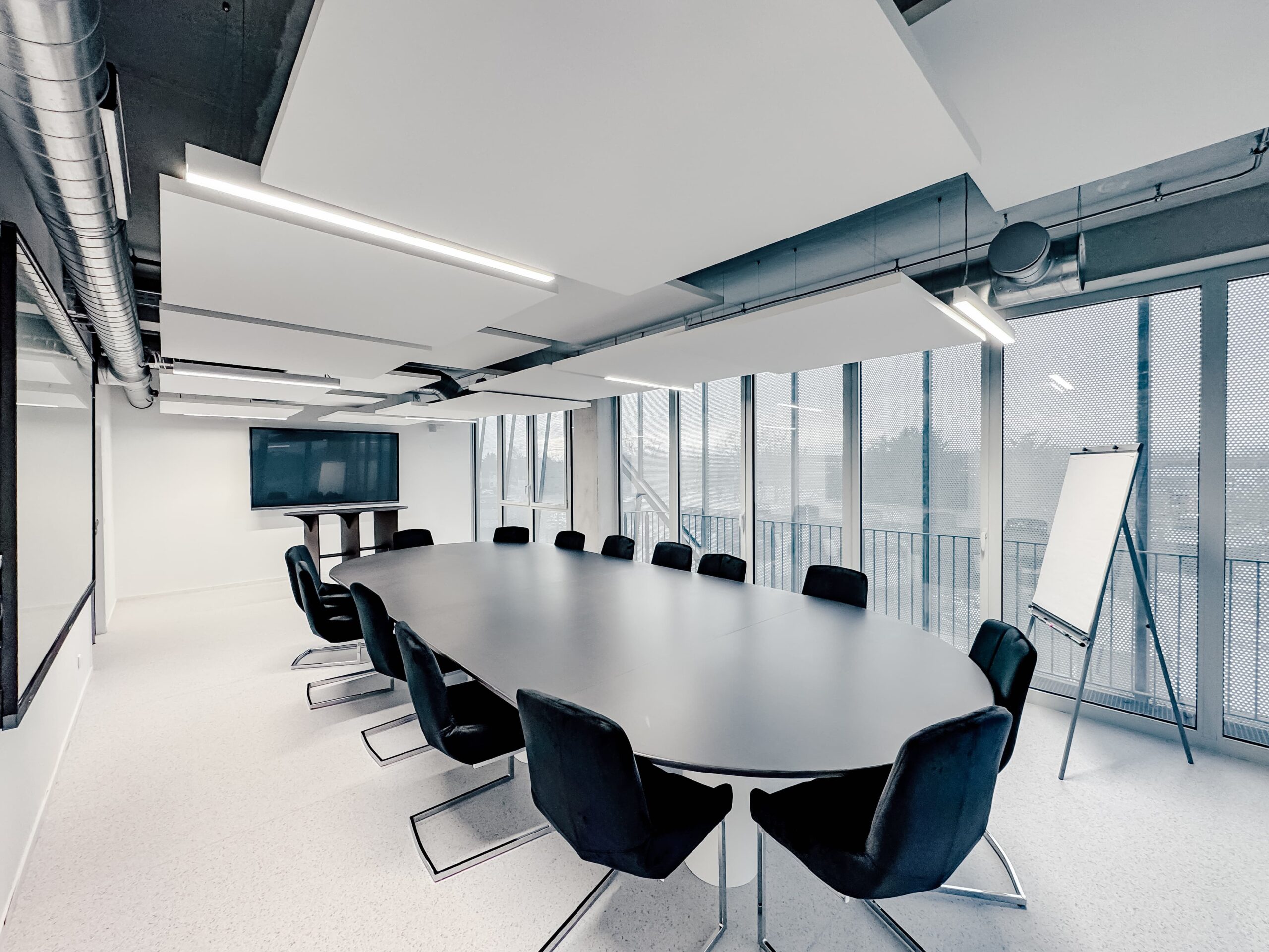 Salle de réunion à louer à Nantes Orvault, pour tous types de réunions, événements d'entreprise, team building, petit-déjeuner d'équipe